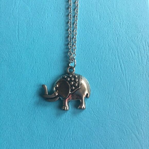 (K2) Elephant Necklace - Picture 2 of 4